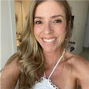 Dou aula de inglês para crianças e também conversação para adultos